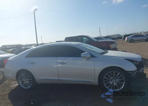 2014 Cadillac Xts Platinum z USA, uszkodzony, nr VIN 2G61S5S39E9139031